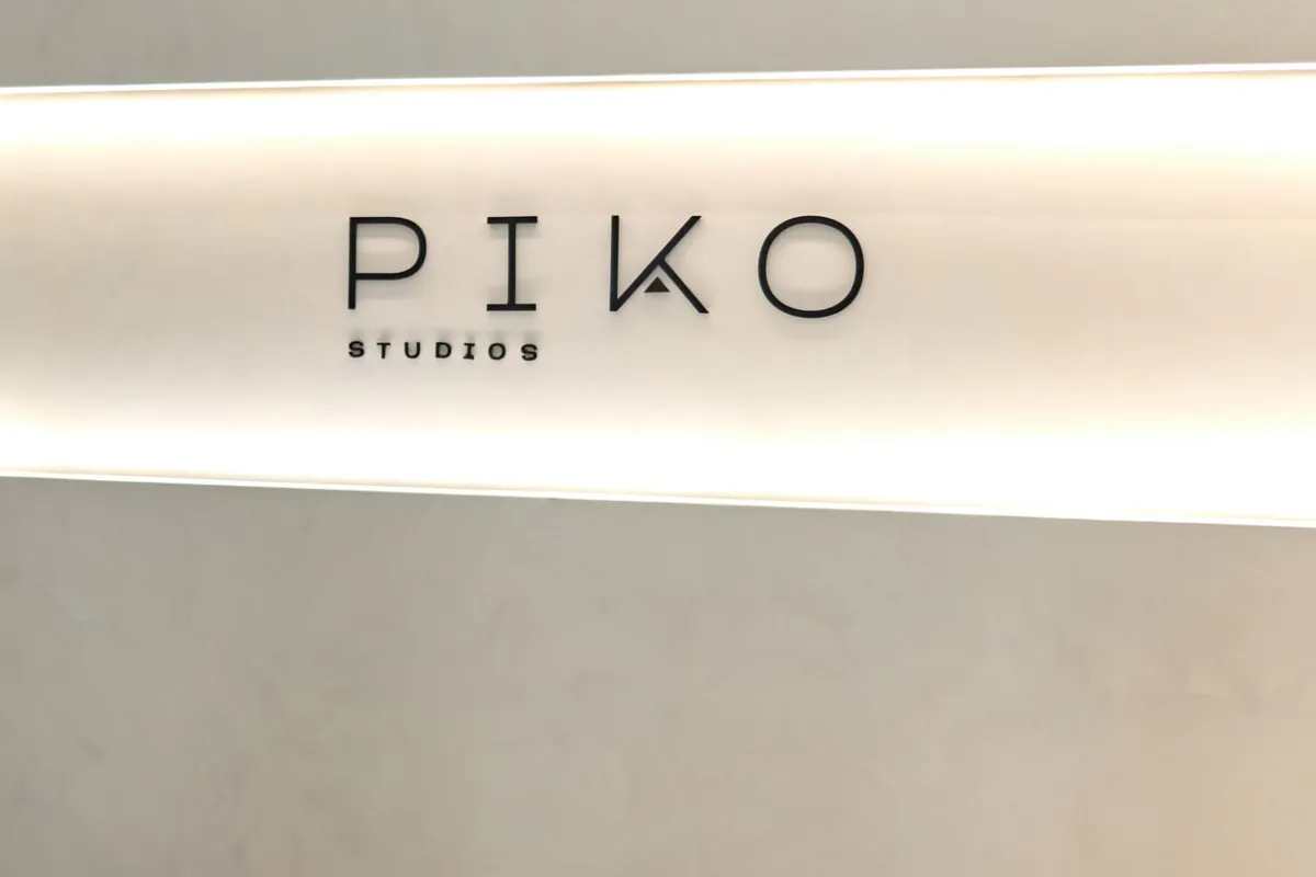 Pessoa a treinar com foco e determinação